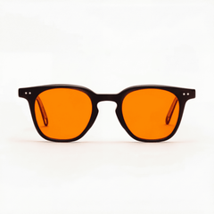 Newton – Focus Glasses · Daytime Protection